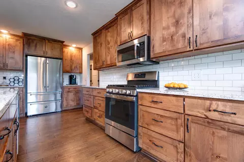 1003 E Tipperary Ct, Nixa, MO 65714 photo 23