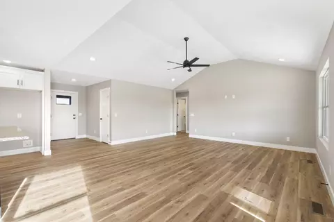 2218 W Braxton Ct, Ozark, MO 65721 photo 5
