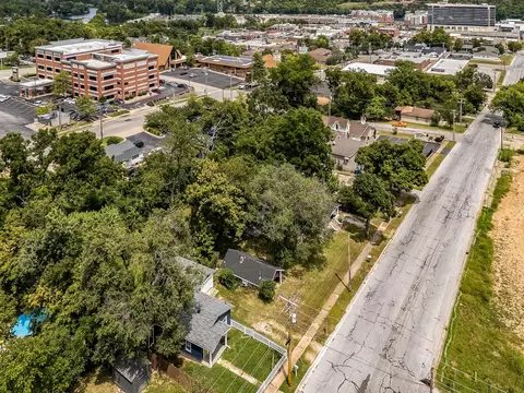 509 W College St, Branson, MO 65616 photo 39