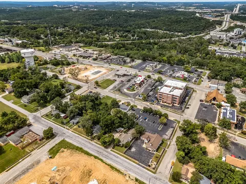 509 W College St, Branson, MO 65616 photo 43