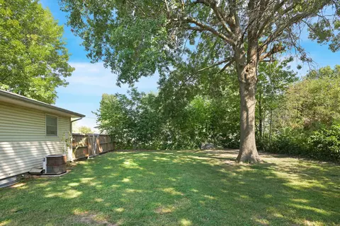 1203 E 10th St, Lamar, MO 64759 photo 32