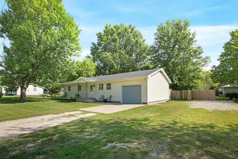 1203 E 10th St, Lamar, MO 64759 photo 4
