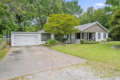 413 E Broadmoor St, Springfield, MO 65807