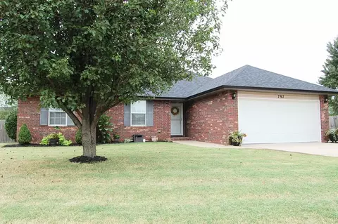 797 Saratoga Ave, Willard, MO 65781 photo 1