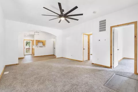 1221 W Thoman St, Springfield, MO 65803 photo 6