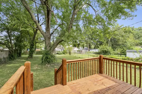 1221 W Thoman St, Springfield, MO 65803 photo 24