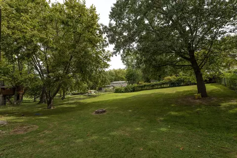 1402 S 11th St, Ozark, MO 65721 photo 2