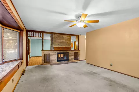 2368 E Seminole St, Springfield, MO 65804 photo 9