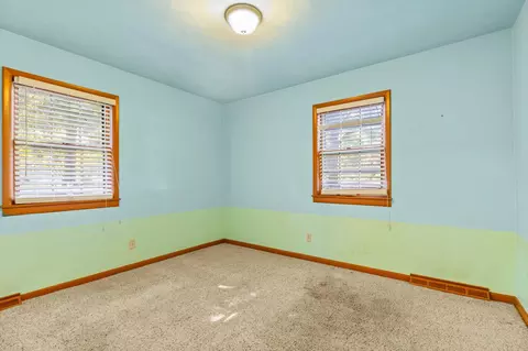 2368 E Seminole St, Springfield, MO 65804 photo 14
