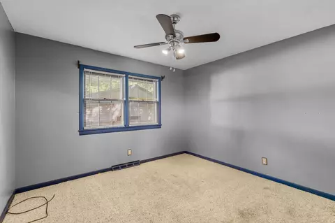 2368 E Seminole St, Springfield, MO 65804 photo 13