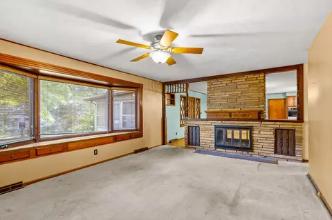 2368 E Seminole St, Springfield, MO 65804 photo 8