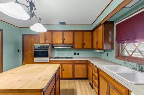 2368 E Seminole St, Springfield, MO 65804 photo 6