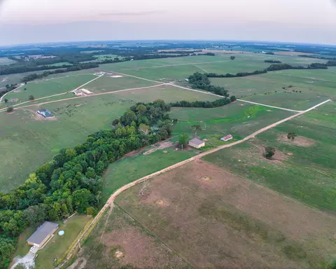 9280 Nova Rd, Carthage, MO 64836 photo 3