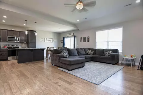 1653 E Calvary Camp Rd, Republic, MO 65738 photo 5