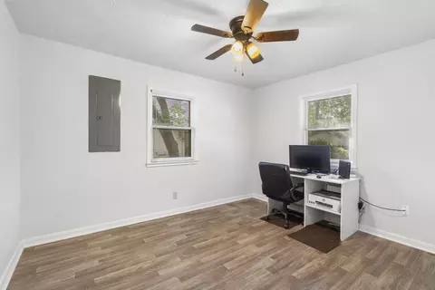 1849 N Tyler Ave, Springfield, MO 65802 photo 9