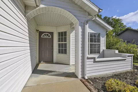 719 E Appleridge, Nixa, MO 65714 photo 3