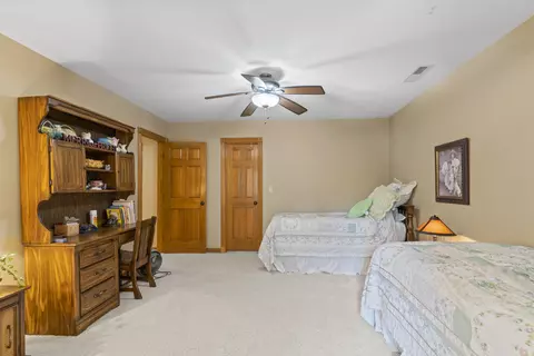 749 W Brookshire Dr, Springfield, MO 65810 photo 49