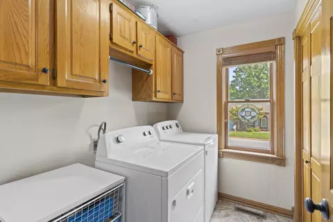 749 W Brookshire Dr, Springfield, MO 65810 photo 27