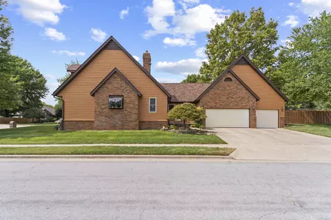 749 W Brookshire Dr, Springfield, MO 65810 photo 4