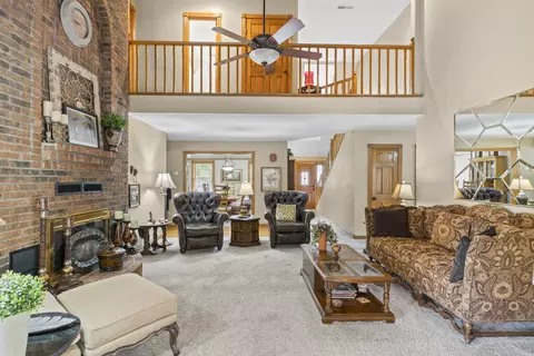 749 W Brookshire Dr, Springfield, MO 65810 photo 10