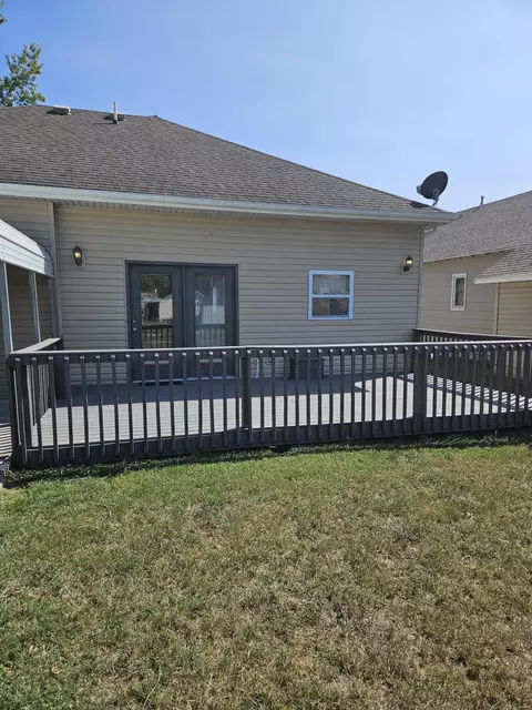 1002 E Bond St, Monett, MO 65708 photo 31