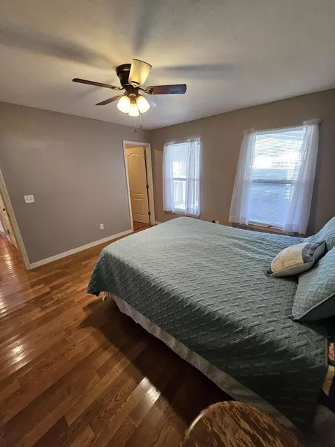 1002 E Bond St, Monett, MO 65708 photo 18