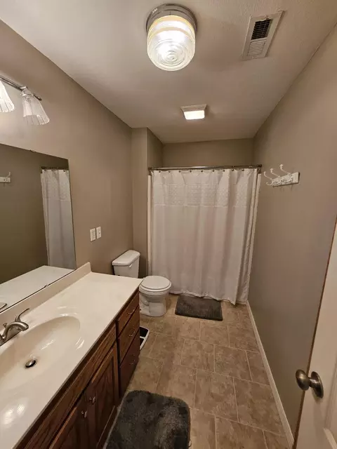 1002 E Bond St, Monett, MO 65708 photo 27