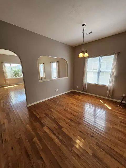 1002 E Bond St, Monett, MO 65708 photo 12