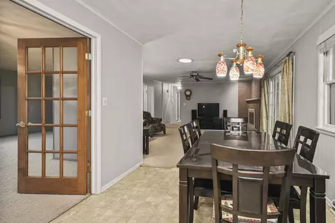 2380 E Wayland St, Springfield, MO 65804 photo 14