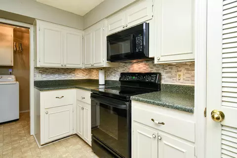 2380 E Wayland St, Springfield, MO 65804 photo 18