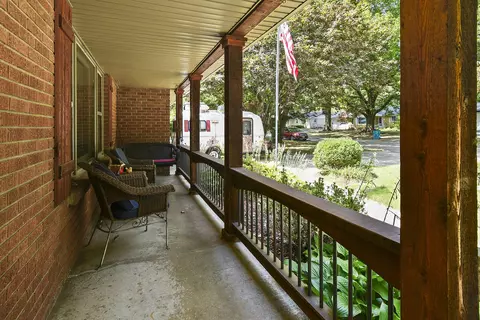 2380 E Wayland St, Springfield, MO 65804 photo 4