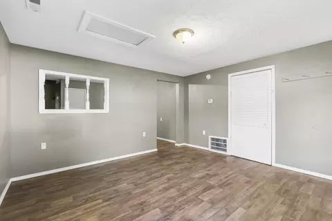 2074 N Lexington Ave, Springfield, MO 65803 photo 3