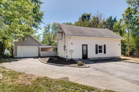 1714 W Lynn St, Springfield, MO 65802