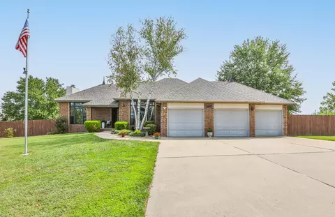 2020 N Equestrian Ln, Nixa, MO 65714 photo 2