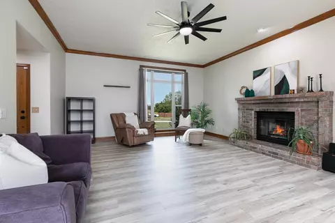 2020 N Equestrian Ln, Nixa, MO 65714 photo 5