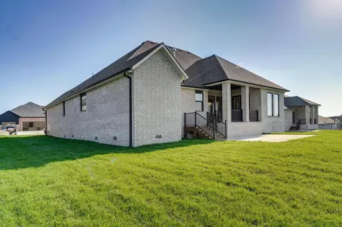 4433 E Hidden Oak St, Springfield, MO 65802 photo 44