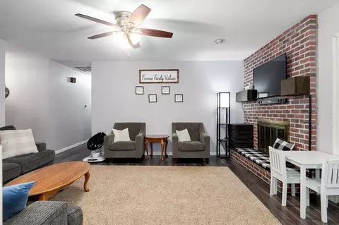 2455 S Virginia Ave, Springfield, MO 65807 photo 7