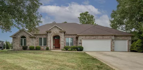 3725 Cromwell Ln, Springfield, MO 65802 photo 1