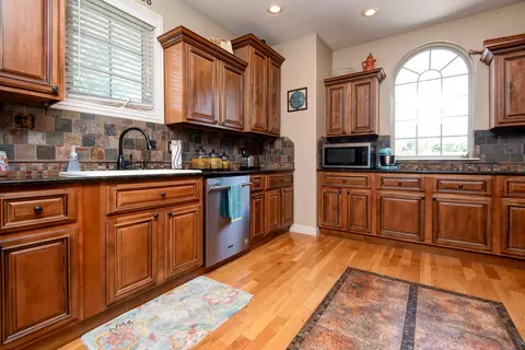 818 W Myra Dr, Nixa, MO 65714 photo 7