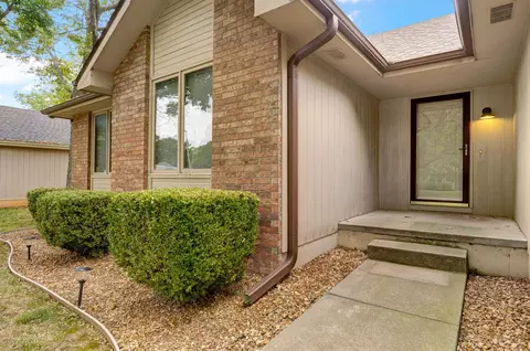 3698 Leawood Ave, Springfield, MO 65807 photo 4