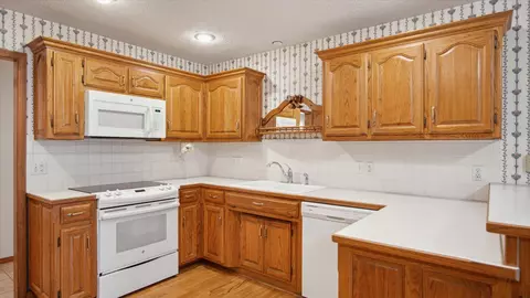 3919 E Cherokee St, Springfield, MO 65809 photo 14