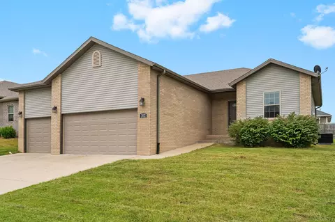 3112 N Marion Ave, Springfield, MO 65803 photo 1
