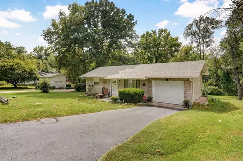 401 S 1st St, Ozark, MO 65721 photo 2