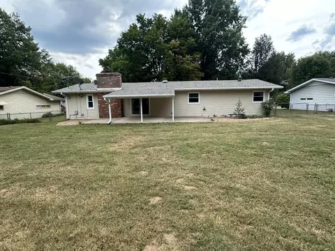 649 W Riverside St, Springfield, MO 65807 photo 24
