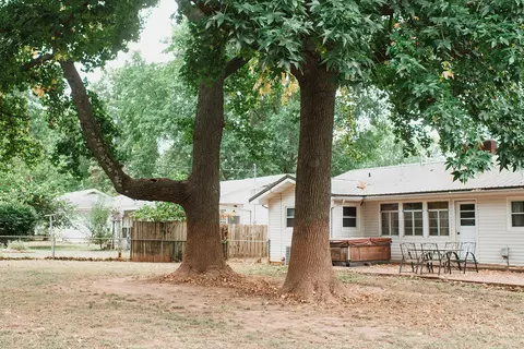 2304 S Kings Ave, Springfield, MO 65807 photo 19
