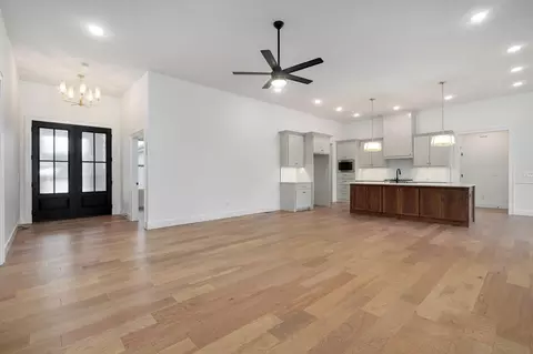 4518 E Hidden Oak St, Springfield, MO 65802 photo 9