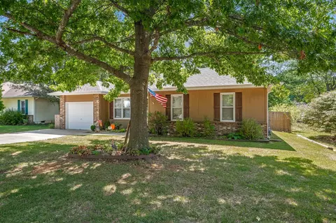 1504 W Warren Ave, Ozark, MO 65721 photo 4