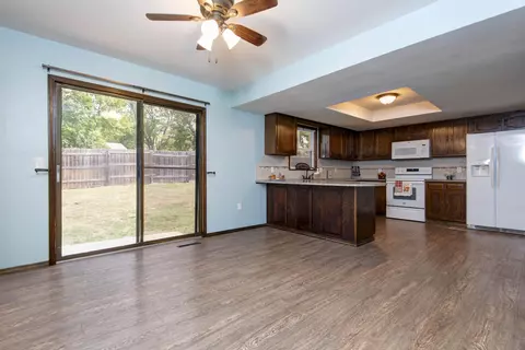 622 Mark St, Willard, MO 65781 photo 6