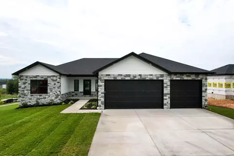 2202 W Mason Pl, Ozark, MO 65721 photo 2
