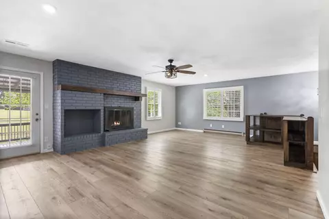 6110 N Hackamore Cir, Ozark, MO 65721 photo 6